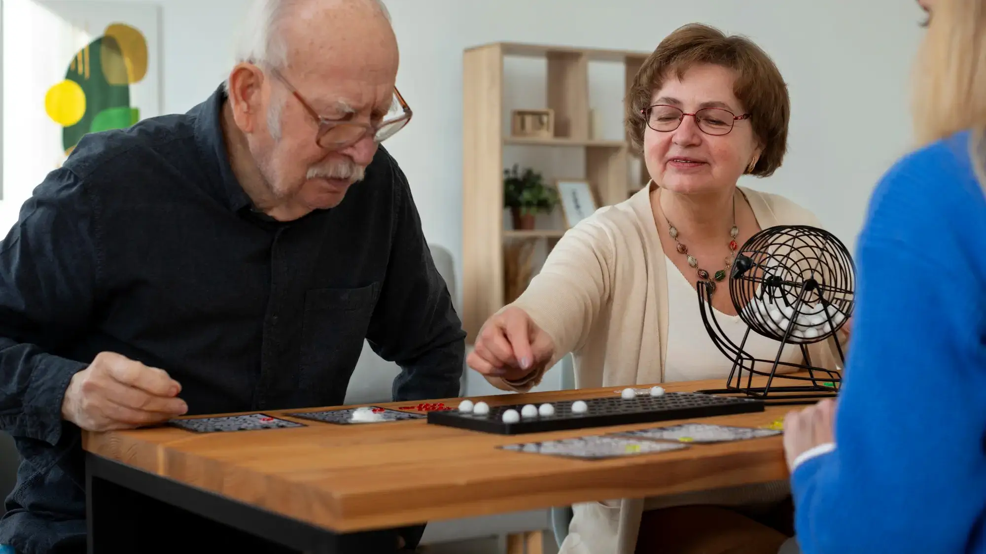 how to engage seniors with dementia