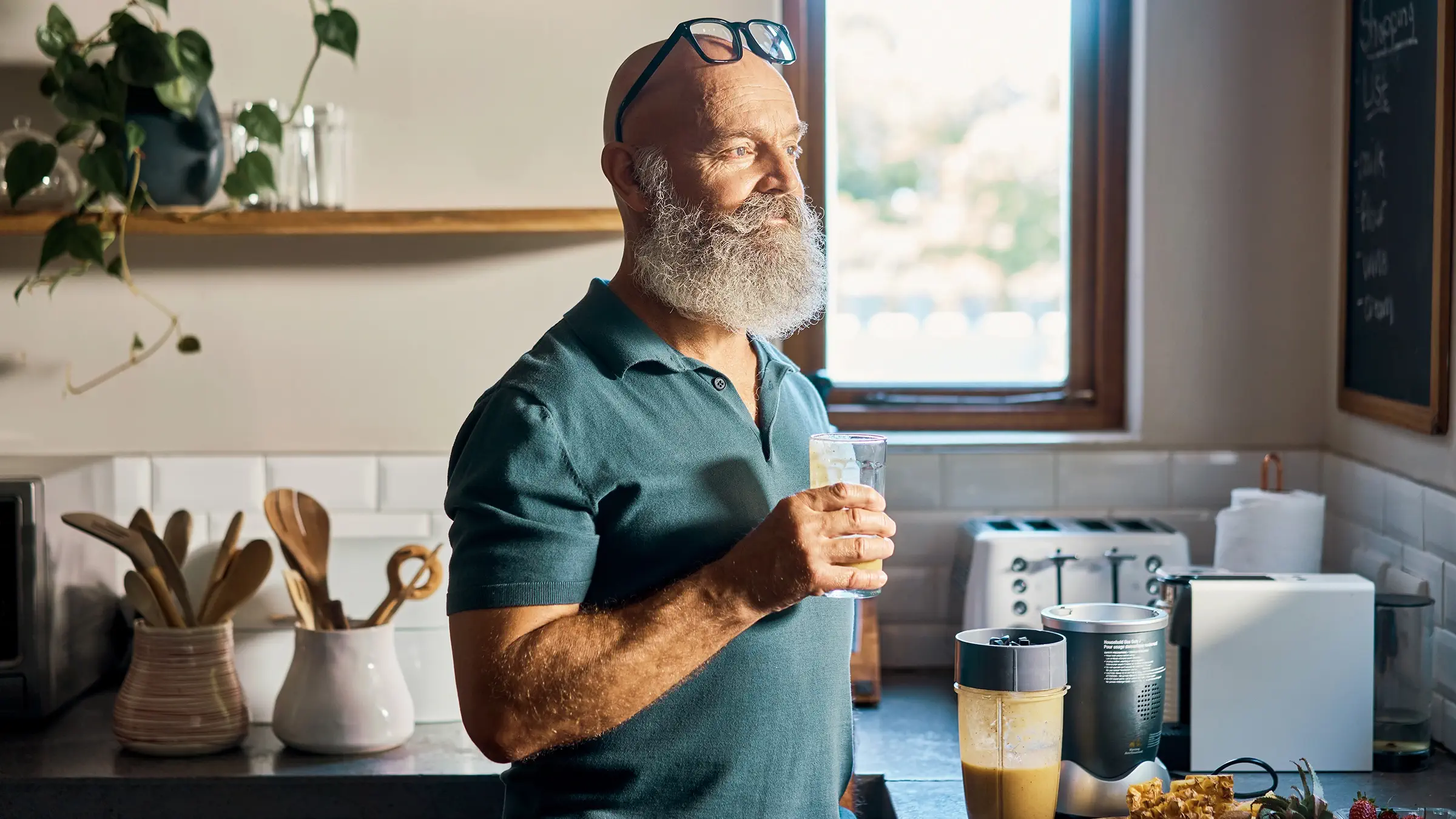 when should I take protein, morning or night