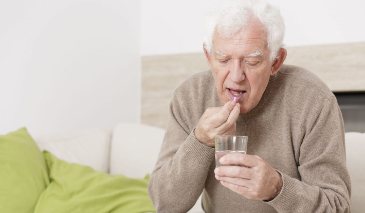 symptoms of cold in older adults