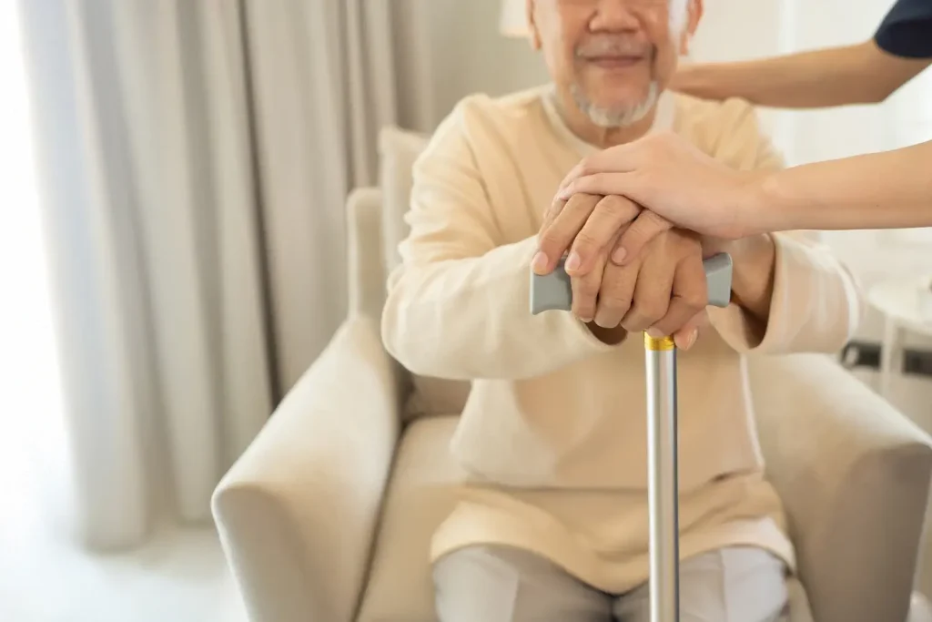 best emergency elderly care services in paris