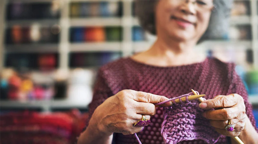 easy and fun crafts for seniors with arthritis